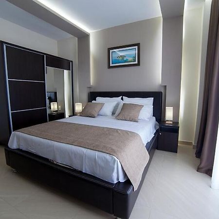Hotel Zan Ulcinj Exterior photo