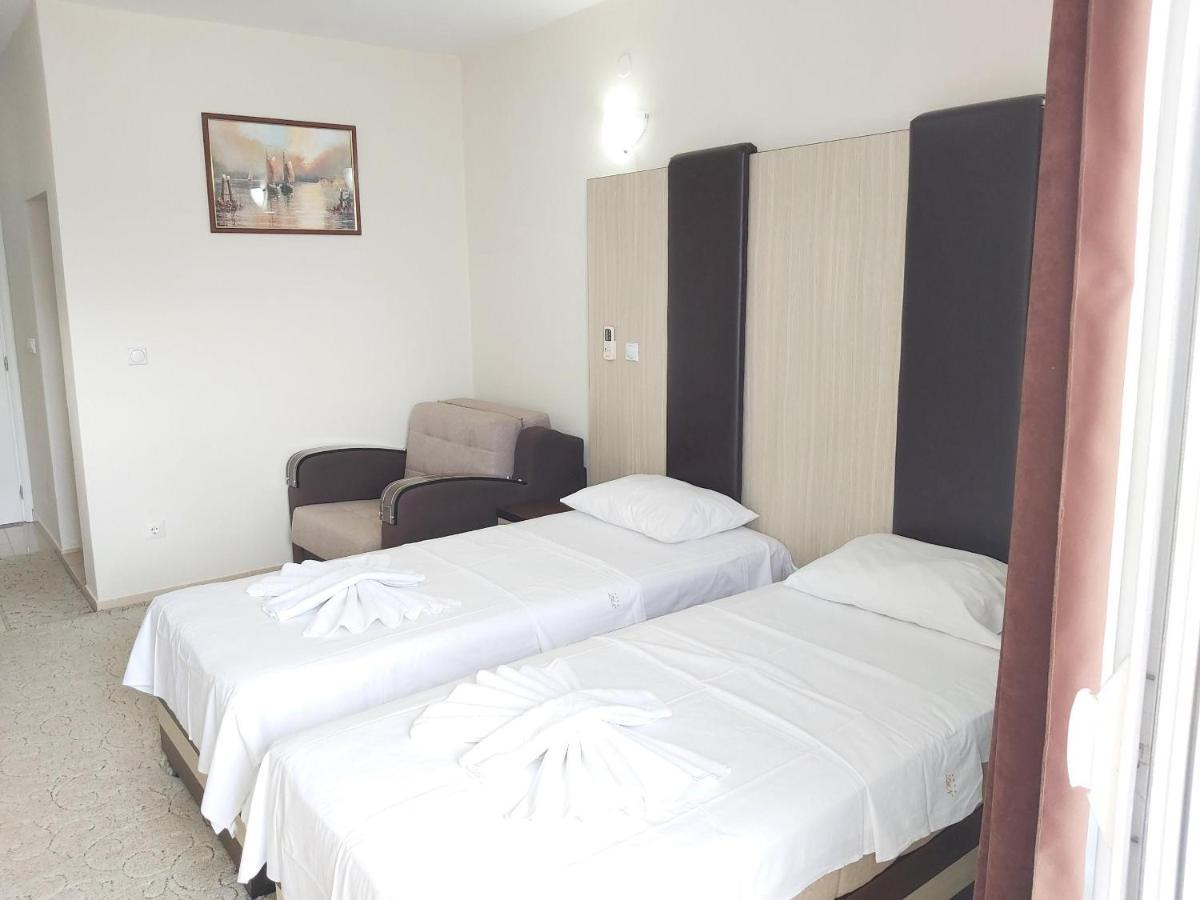 Hotel Zan Ulcinj Exterior photo