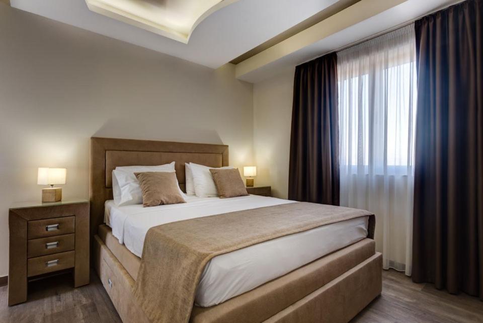 Hotel Zan Ulcinj Exterior photo